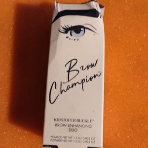 BNIB Kristofer Buckle Brow Champion Enhancing Duo Blonde